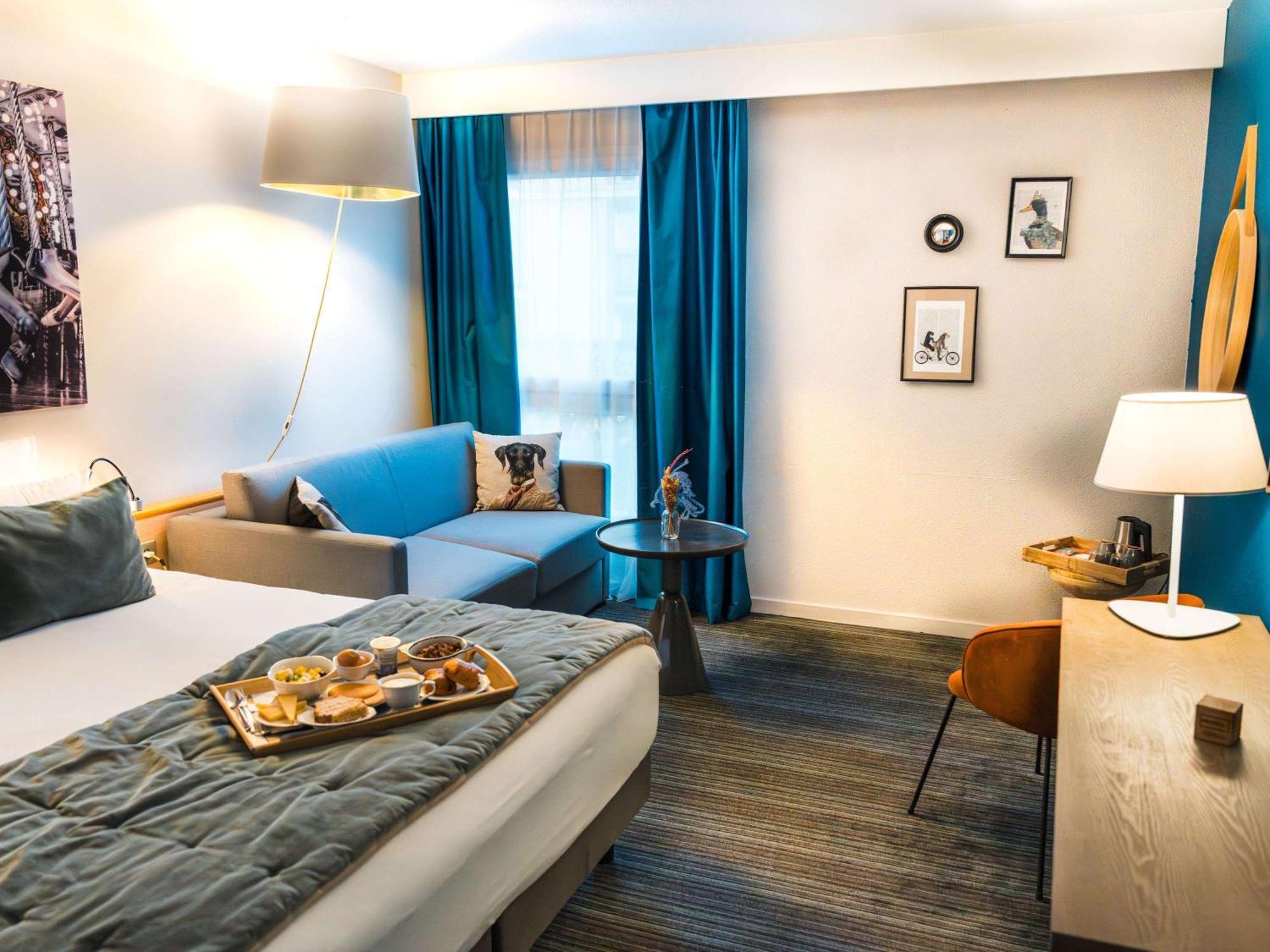 Hotel Mercure Chateau De Fontainebleau Bagian luar foto