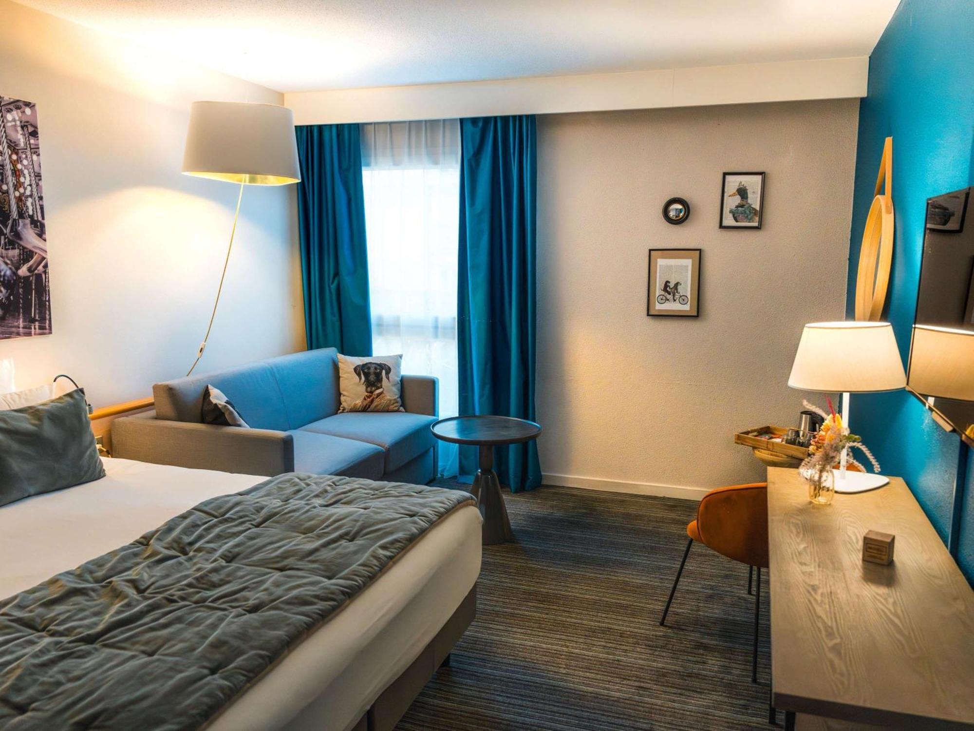 Hotel Mercure Chateau De Fontainebleau Bagian luar foto